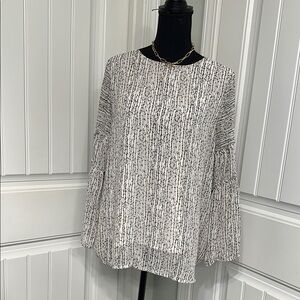 Lightweight Flowy Printed Women's Top